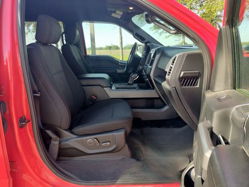 Used 2018 Ford F150 XLT w/ Equipment Group 302A Luxury AWD/4WD image 18