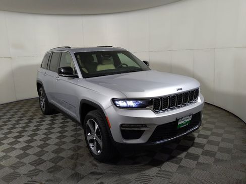 Used 2022 Jeep Grand Cherokee Limited 4xe AWD/4WD image 13