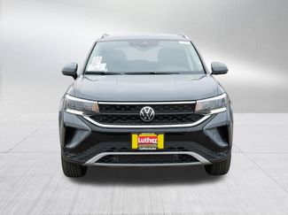 Used 2024 Volkswagen Taos SE video 2