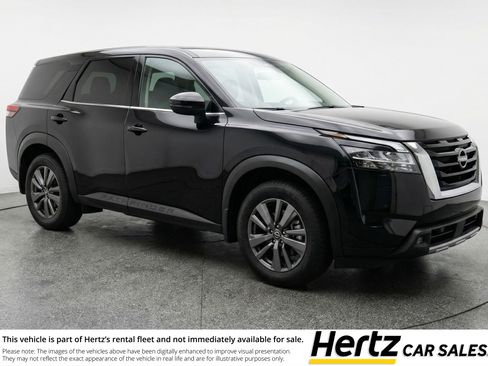 Used 2025 Nissan Pathfinder SV image 1