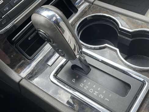 Used 2017 Lincoln Navigator Select image 30