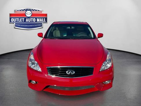 Used 2011 INFINITI G37 Journey w/ Premium Pkg image 8
