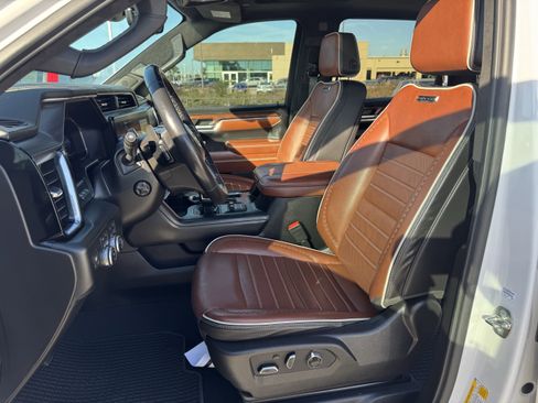 Used 2024 GMC Sierra 1500 Denali Ultimate image 28