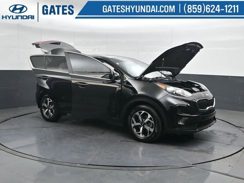 Used 2022 Kia Sportage LX image 54