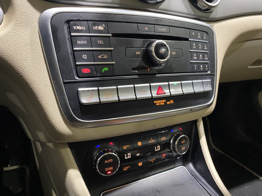 Certified 2018 Mercedes-Benz GLA 250 4MATIC image 9