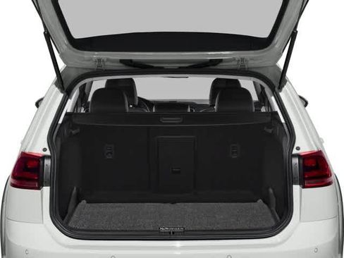 Used 2017 Volkswagen Golf Alltrack SE AWD/4WD image 12
