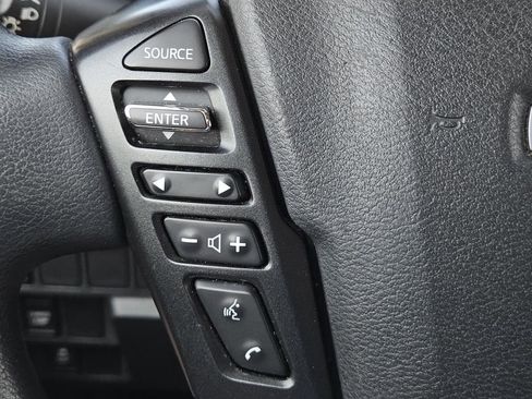 Used 2022 Nissan Frontier SV w/ Technology Package image 18