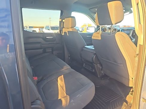 Used 2020 Chevrolet Silverado 1500 LT image 20