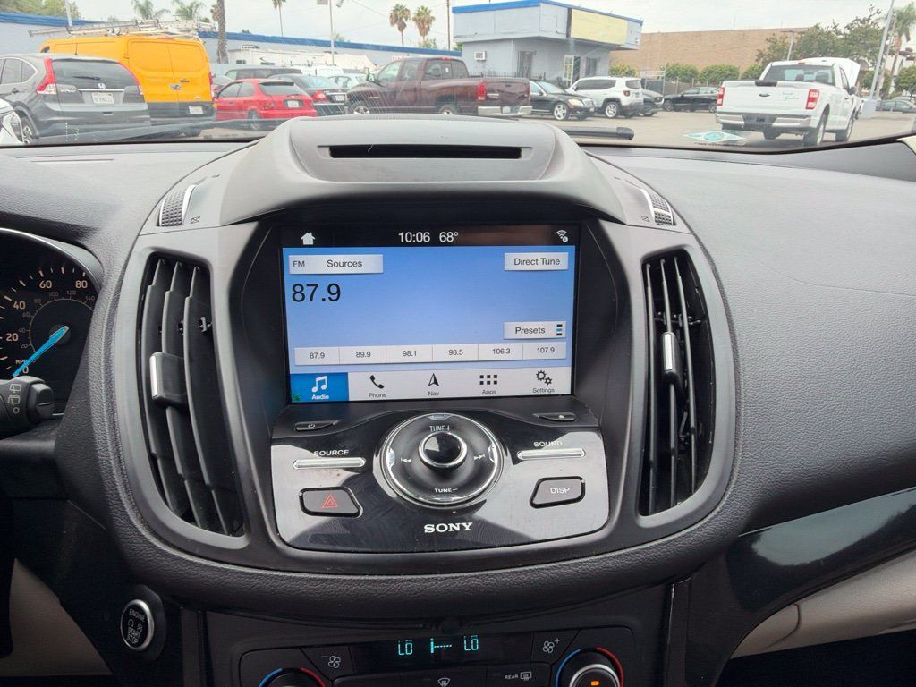 Used 2018 Ford Escape Titanium w/ Ford Safe & Smart Package FWD image 15