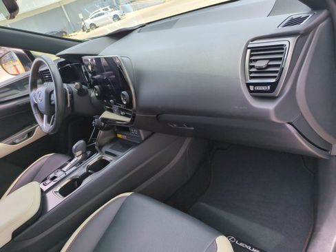 Used 2023 Lexus NX 350 AWD image 22