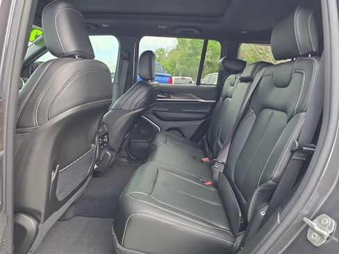 New 2026 Jeep Grand Cherokee Limited AWD/4WD image 13