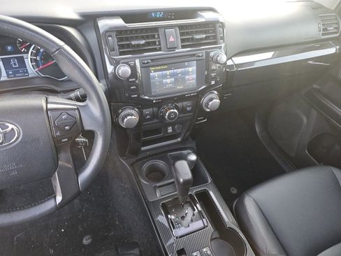 Used 2018 Toyota 4Runner TRD Off-Road Premium image 25
