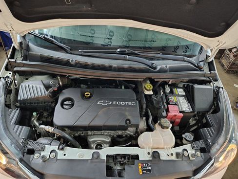 Used 2019 Chevrolet Spark LT image 11