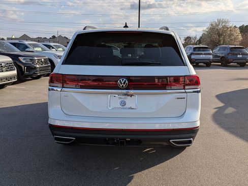 New 2026 Volkswagen Atlas SE AWD/4WD image 4