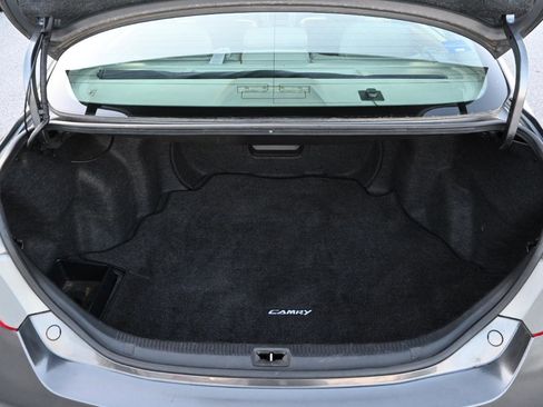 Used 2007 Toyota Camry XLE image 18