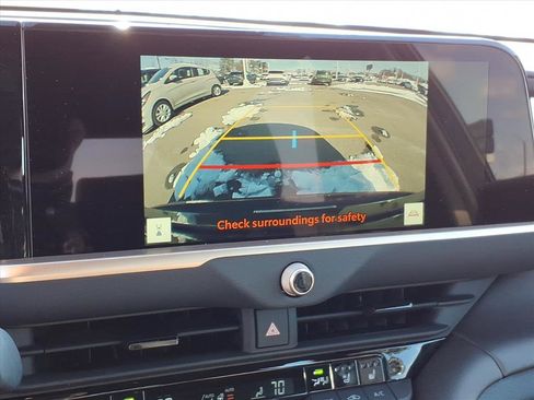 Used 2026 Toyota Crown Limited image 14