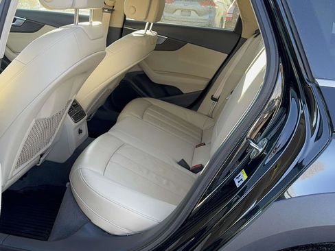 Used 2019 Audi A4 2.0T allroad Premium w/ Convenience Package image 14