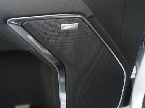 New 2026 GMC Sierra 2500 SLT w/ SLT Premium Package image 8