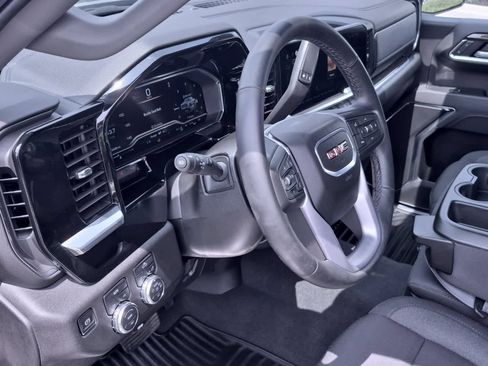 Used 2025 GMC Sierra 1500 Elevation AWD/4WD image 10