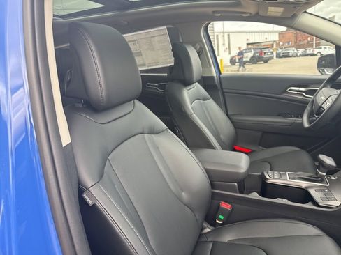 New 2026 Kia Sportage EX w/ EX Panorama Roof Package image 16
