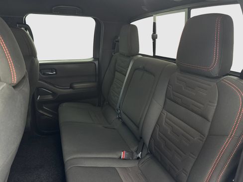 Used 2022 Nissan Frontier Pro-X RWD image 37