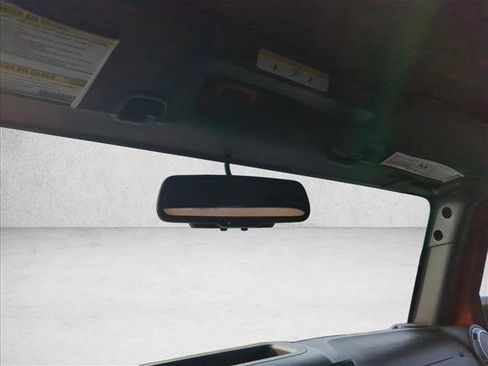 Used 2017 Jeep Wrangler Sahara image 7