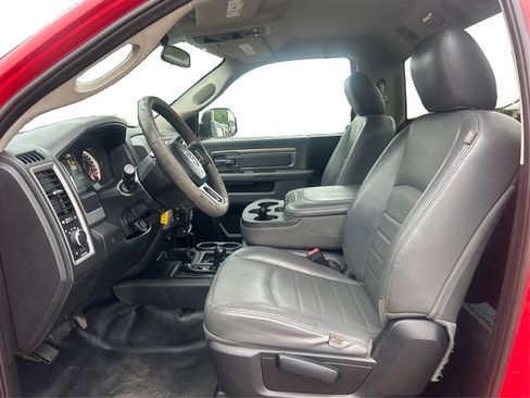 Used 2018 RAM 3500 Tradesman w/ Chrome Appearance Group AWD/4WD image 10