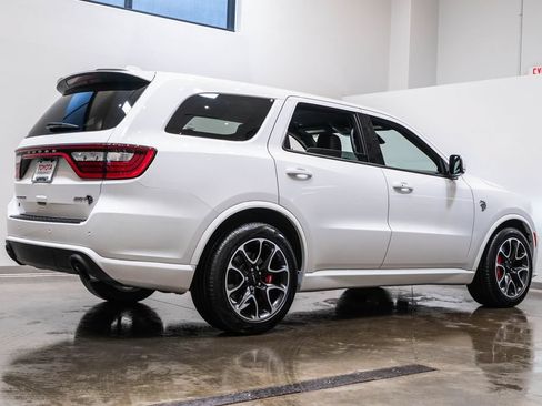 Used 2021 Dodge Durango SRT Hellcat w/ Technology Group AWD/4WD image 11