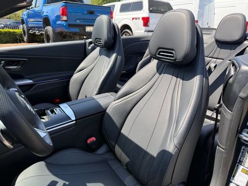 Used 2026 Mercedes-Benz CLE 300 4MATIC Cabriolet image 11