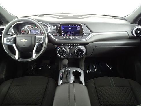 Used 2022 Chevrolet Blazer LT FWD image 25