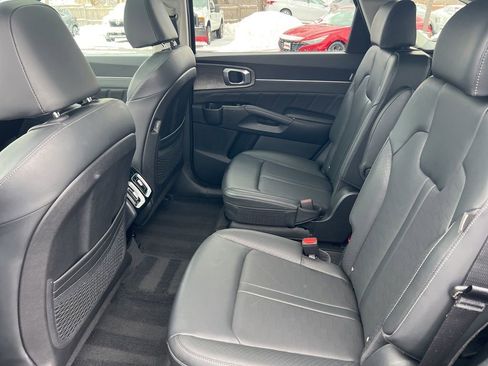 Certified 2024 Kia Sorento SX image 9