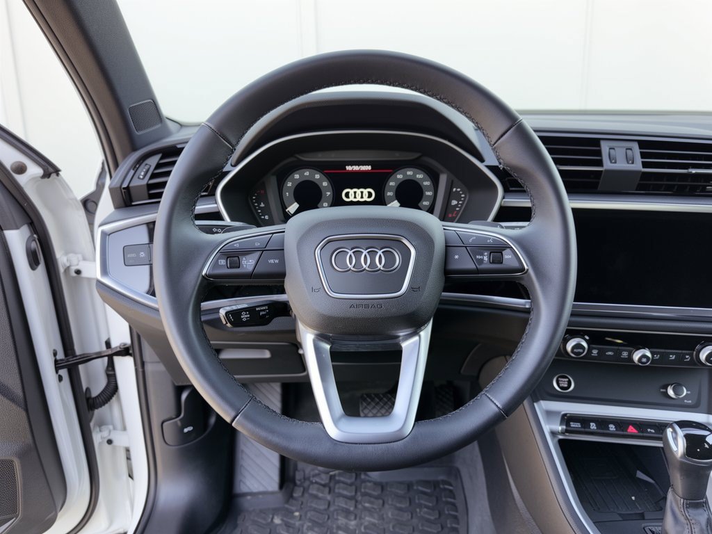 Used 2025 Audi Q3 2.0T Premium AWD/4WD image 10