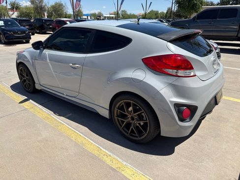 Used 2014 Hyundai Veloster Turbo R-Spec FWD image 5