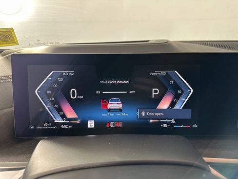 New 2026 BMW X7 xDrive40i w/ Premium Package image 11