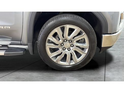 Used 2019 GMC Sierra 1500 SLT w/ SLT Premium Package AWD/4WD image 20
