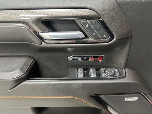 Used 2022 GMC Sierra 1500 AT4 w/ AT4 Premium Package image 22