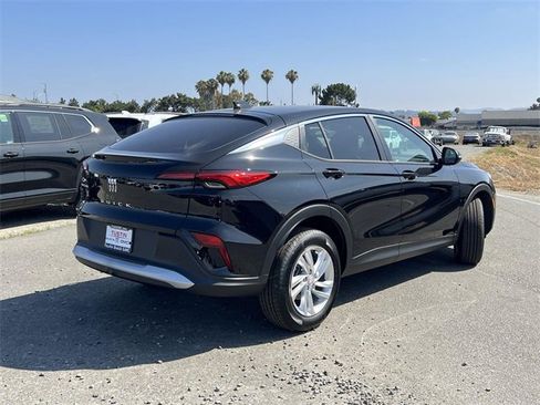 New 2025 Buick Envista Preferred w/ Convenience II Package image 3