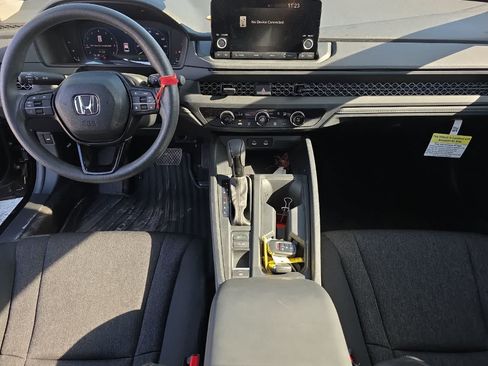 Used 2025 Honda Accord LX image 4