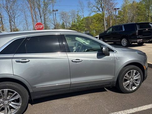 Certified 2023 Cadillac XT5 Premium Luxury FWD image 6