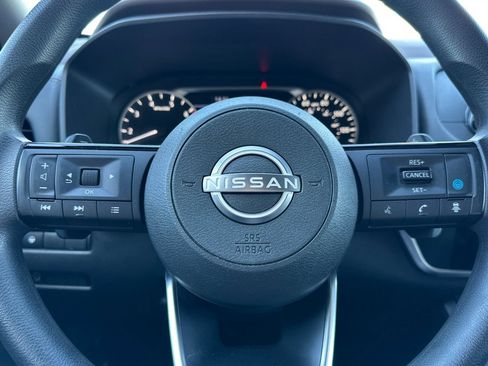 Used 2023 Nissan Rogue SV image 26