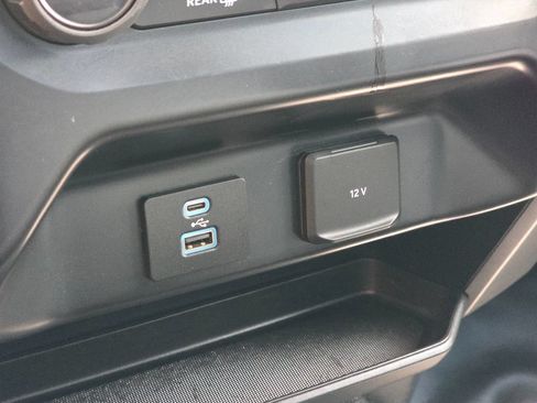Used 2021 Ford F150 XLT AWD/4WD image 41