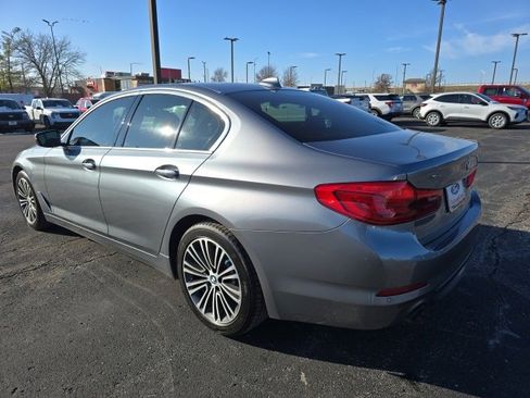 Used 2018 BMW 530i xDrive image 3