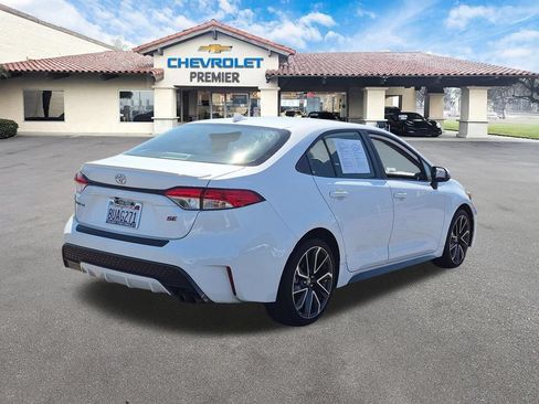 Used 2021 Toyota Corolla SE w/ SE Premium Package FWD image 8