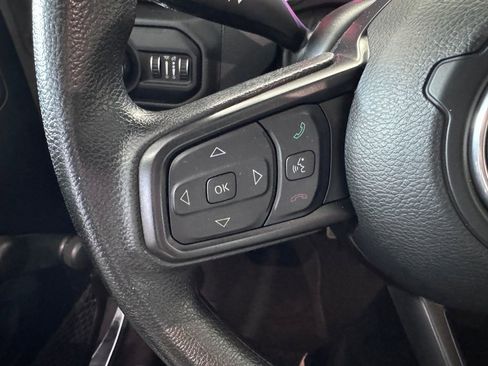 Used 2021 Jeep Gladiator Sport image 13