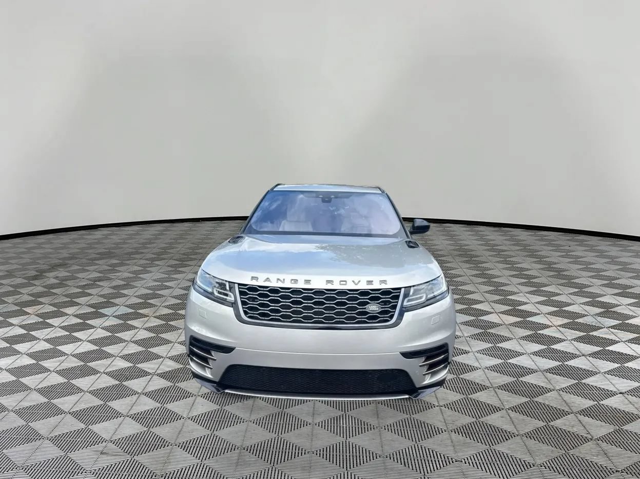Used 2019 Land Rover Range Rover Velar R-Dynamic SE AWD/4WD image 3