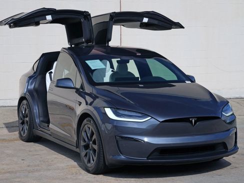 Used 2023 Tesla Model X AWD/4WD image 55