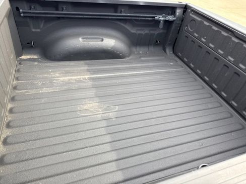 Used 2021 RAM 1500 Laramie AWD/4WD image 10