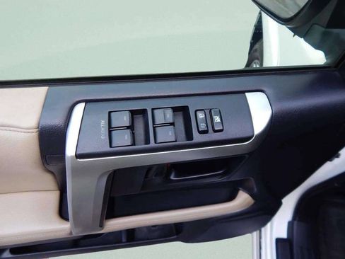 Used 2012 Toyota 4Runner Limited image 16