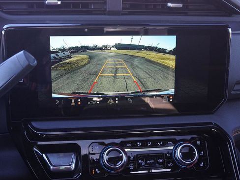 New 2026 GMC Sierra 2500 AT4 w/ AT4 Premium Plus Package image 25