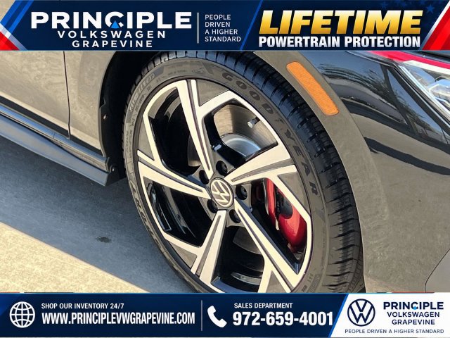 New 2026 Volkswagen GTI SE FWD image 8